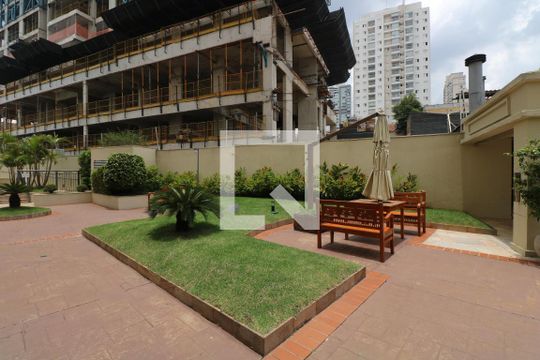 Área comum - Jardim de apartamento para alugar com 2 quartos, 130m² em Vila Romana, São Paulo