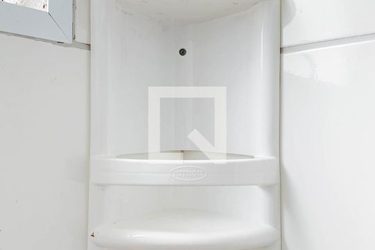 Banheiro de apartamento para alugar com 2 quartos, 50m² em Jardim Nova Hortolândia I, Hortolândia