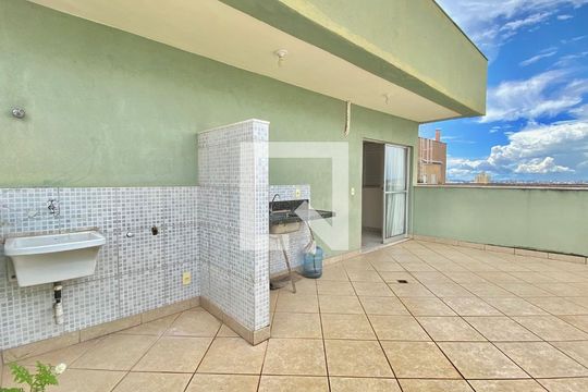 Terraço de apartamento à venda com 3 quartos, 129m² em Santa Efigênia, Belo Horizonte