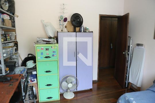 Quarto  de casa para alugar com 6 quartos, 900m² em Eldorado, Contagem