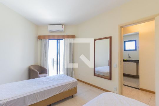 Quarto de kitnet/studio para alugar com 1 quarto, 55m² em Jardim São Dimas, São José dos Campos
