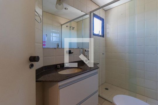 Banheiro Social de kitnet/studio para alugar com 1 quarto, 55m² em Jardim São Dimas, São José dos Campos