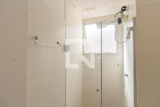 Banheiro de apartamento à venda com 2 quartos, 42m² em Estância Velha, Canoas