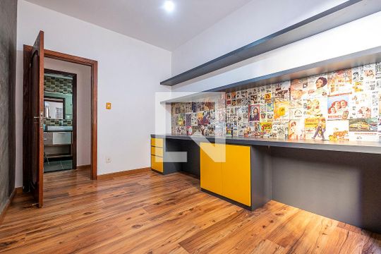Apartamento para alugar com 3 quartos, 82m² em Pompeia, São Paulo
