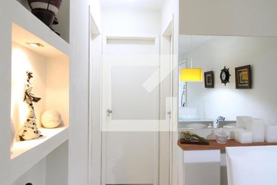 Corredor de apartamento à venda com 2 quartos, 55m² em Jacarepaguá, Rio de Janeiro
