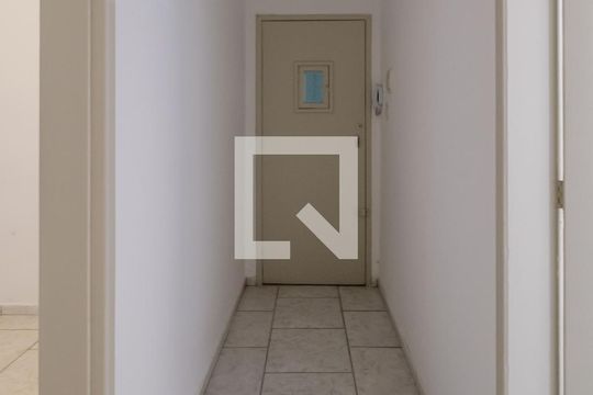 Entrada de apartamento para alugar com 1 quarto, 32m² em Centro, Porto Alegre