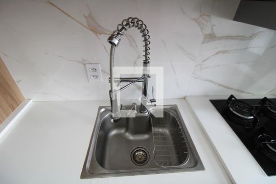 Detalhe da cozinha - Pia  de kitnet/studio para alugar com 1 quarto, 29m² em Barra Funda, São Paulo