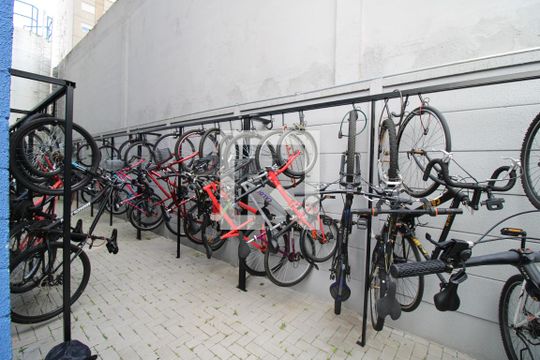 Área comum - Bicicletário  de kitnet/studio para alugar com 1 quarto, 29m² em Barra Funda, São Paulo