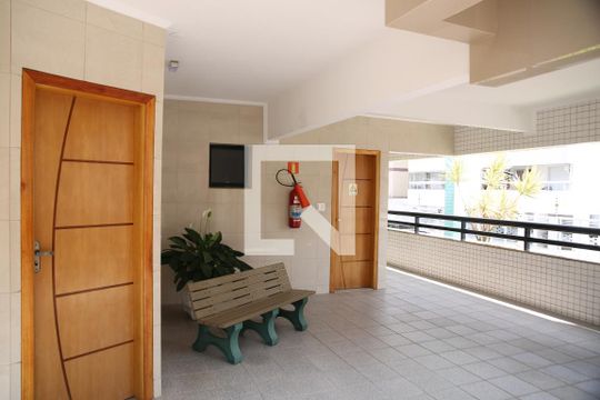 Área externa de apartamento para alugar com 1 quarto, 72m² em Guilhermina, Praia Grande