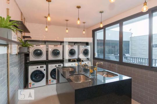 Lavanderia de apartamento para alugar com 1 quarto, 23m² em Jardim das Acacias, São Paulo