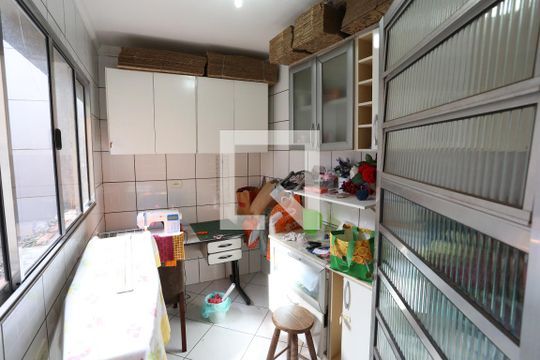 Despensa de casa à venda com 3 quartos, 400m² em Vila Sílvia, São Paulo