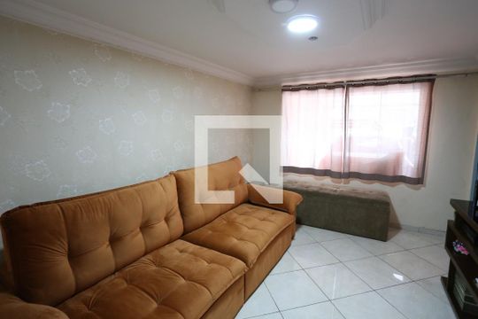 Sala de casa à venda com 3 quartos, 400m² em Vila Sílvia, São Paulo