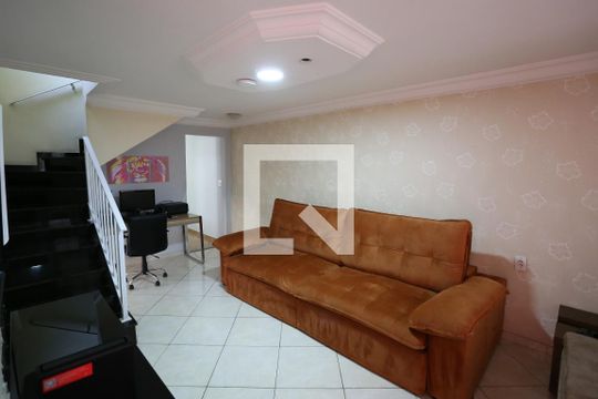 Sala de casa à venda com 3 quartos, 400m² em Vila Sílvia, São Paulo
