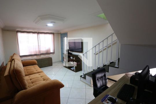Sala de casa à venda com 3 quartos, 400m² em Vila Sílvia, São Paulo