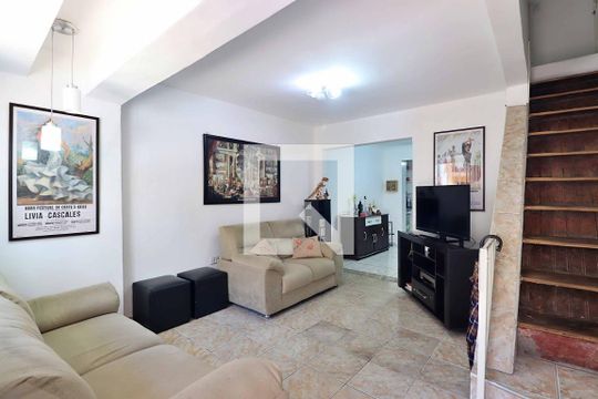Casa à venda com 2 quartos, 100m² em Santa Teresinha, Santo André