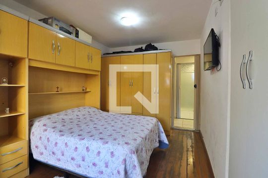 Quarto 1 de casa à venda com 2 quartos, 100m² em Santa Teresinha, Santo André