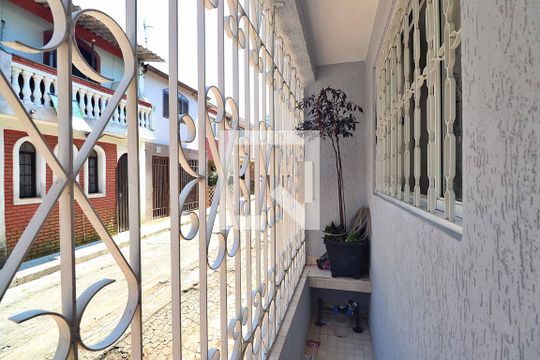 Entrada de casa à venda com 2 quartos, 100m² em Santa Teresinha, Santo André