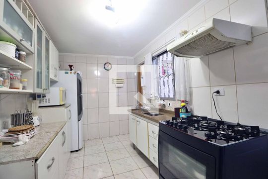 Cozinha de casa à venda com 2 quartos, 100m² em Santa Teresinha, Santo André