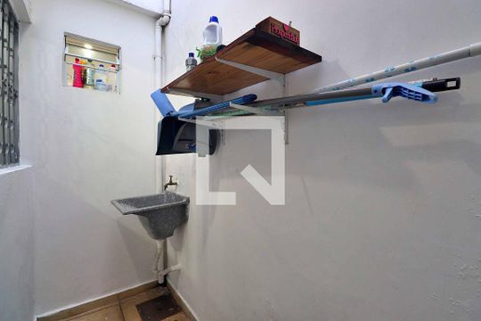 Área de Serviço de casa à venda com 2 quartos, 100m² em Santa Teresinha, Santo André
