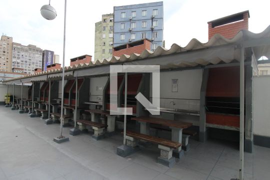 Área comum - Churrasqueira de apartamento à venda com 2 quartos, 68m² em Centro Histórico, Porto Alegre