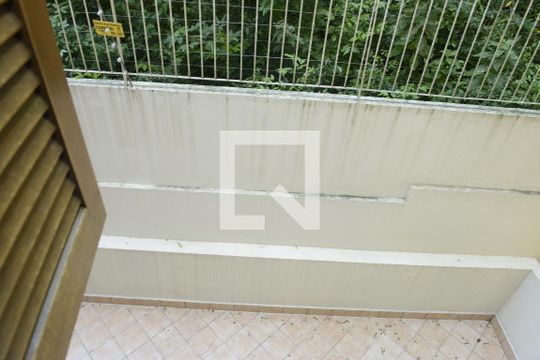 Vista do Quarto 2 de apartamento para alugar com 2 quartos, 94m² em Centro, Canoas