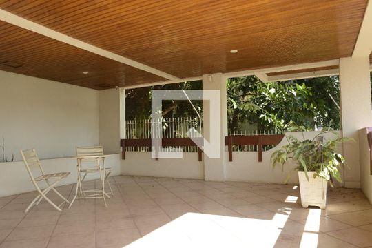 Área comum de apartamento para alugar com 2 quartos, 94m² em Centro, Canoas