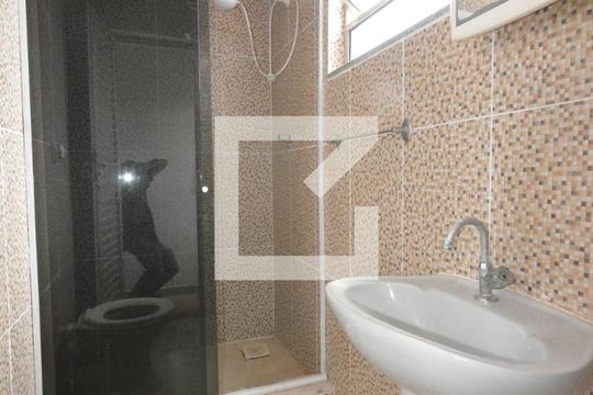 Banherio de apartamento para alugar com 2 quartos, 70m² em Bento Ribeiro, Rio de Janeiro