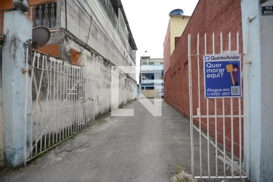 Entrada de apartamento para alugar com 2 quartos, 70m² em Bento Ribeiro, Rio de Janeiro