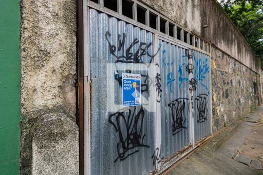 Fachada de casa à venda com 4 quartos, 4000m² em Freguesia de Jacarepaguá, Rio de Janeiro