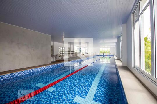 Piscina de kitnet/studio para alugar com 1 quarto, 34m² em Pinheiros, São Paulo