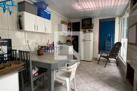 Área gourmet de casa à venda com 2 quartos, 150m² em Rubem Berta, Porto Alegre