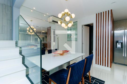 Sala de apartamento para alugar com 2 quartos, 102m² em Vila Cordeiro, São Paulo