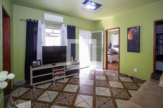 Casa para alugar com 2 quartos, 82m² em Nova Cidade, São Gonçalo
