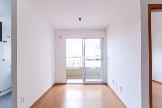 Sala de apartamento à venda com 2 quartos, 55m² em Encantado, Rio de Janeiro