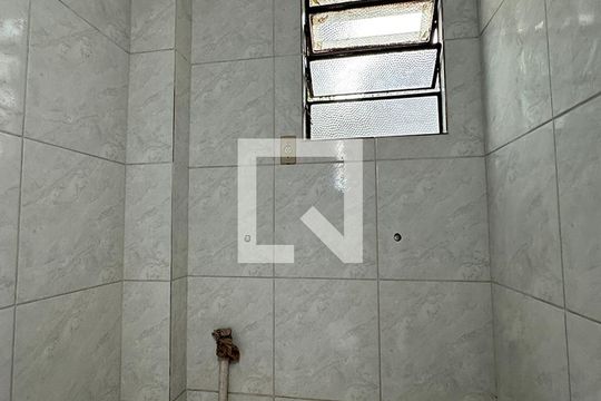 Área de Serviço de casa para alugar com 2 quartos, 130m² em Scharlau, São Leopoldo