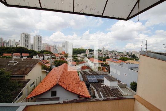 Vista da  Suíte 2 de casa à venda com 4 quartos, 160m² em Jardim Londrina, São Paulo