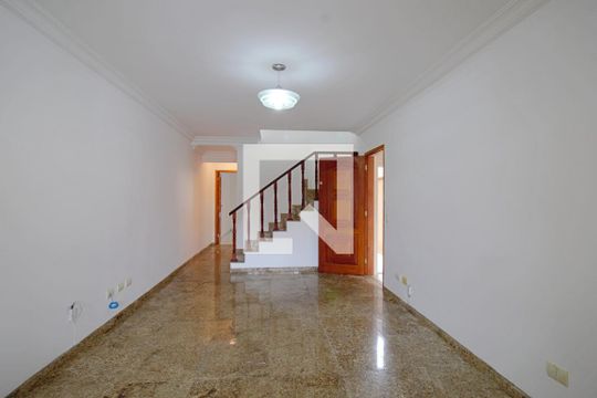 Sala de casa à venda com 4 quartos, 160m² em Jardim Londrina, São Paulo