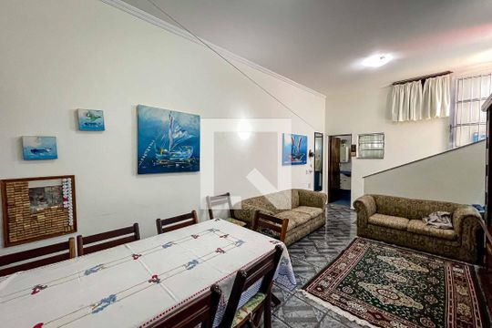 Sala de casa à venda com 5 quartos, 250m² em Parque São Domingos, São Paulo