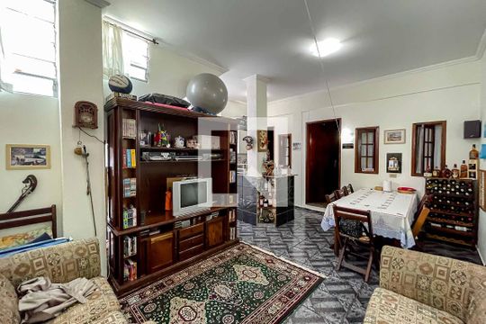 Sala de casa à venda com 5 quartos, 250m² em Parque São Domingos, São Paulo