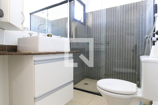 Banheiro de apartamento para alugar com 1 quarto, 53m² em Jardim São Dimas, São José dos Campos