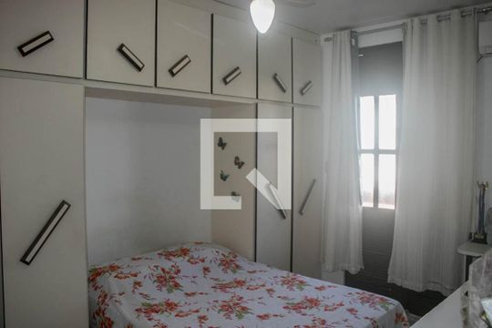 Quarto 1 de casa de condomínio para alugar com 2 quartos, 120m² em Itapuã, Salvador