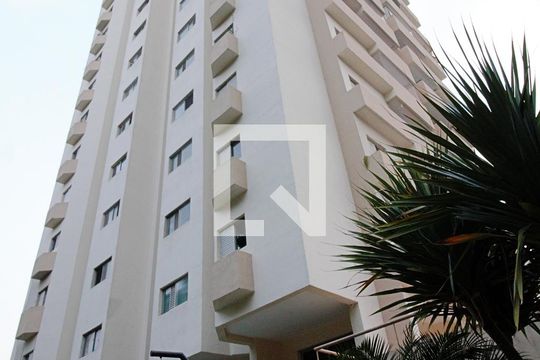 Fachada de apartamento para alugar com 2 quartos, 70m² em Super Quadra Morumbi, São Paulo