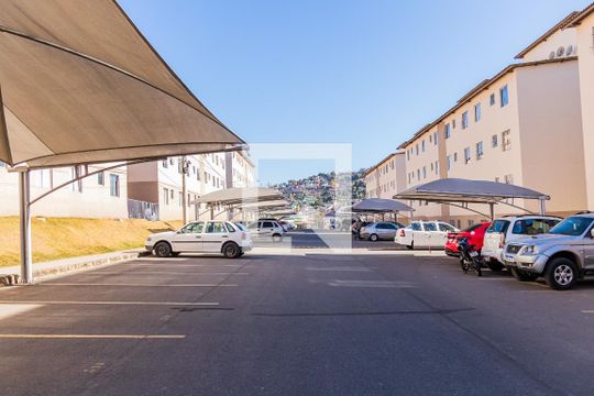 Garagem de apartamento para alugar com 2 quartos, 44m² em Parque Jardim Alterosa, Vespasiano