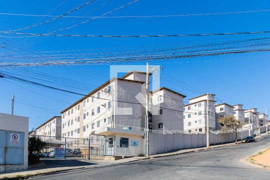 Playground de apartamento para alugar com 2 quartos, 44m² em Parque Jardim Alterosa, Vespasiano