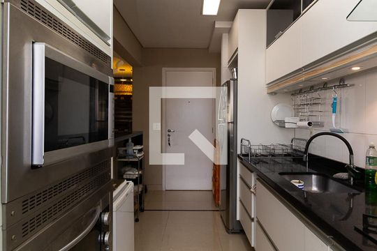 Cozinha de apartamento à venda com 2 quartos, 100m² em Jardim Sao Bento, Jundiaí