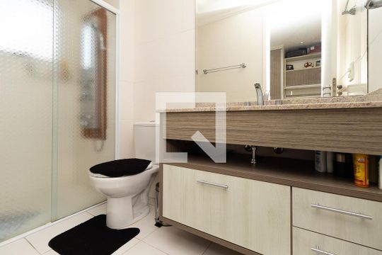 Banheiro da Suíte 1 de apartamento à venda com 2 quartos, 100m² em Jardim Sao Bento, Jundiaí
