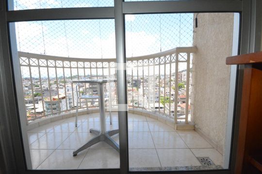 Sala de apartamento à venda com 2 quartos, 65m² em Vila da Penha, Rio de Janeiro