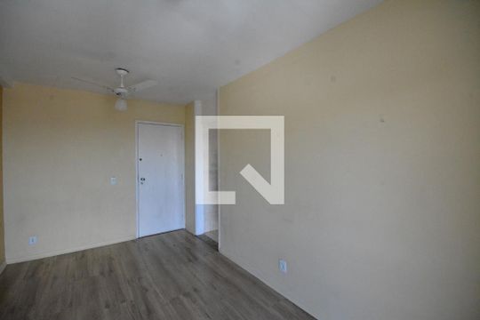 Sala de apartamento à venda com 2 quartos, 65m² em Vila da Penha, Rio de Janeiro