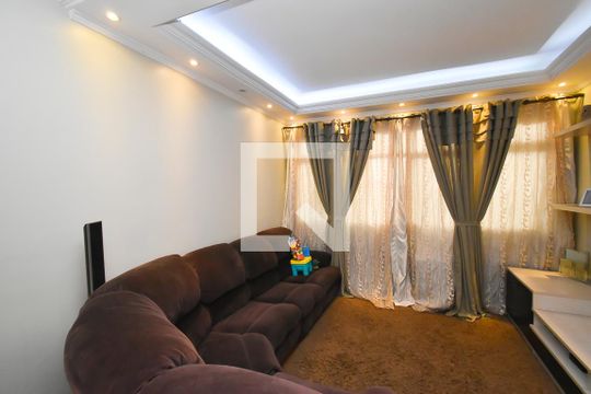 Sala de casa à venda com 3 quartos, 181m² em Vila Medeiros, São Paulo