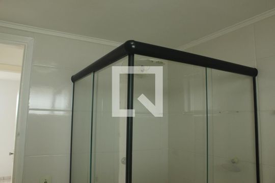 Banheiro de apartamento à venda com 3 quartos, 99m² em Veleiros, São Paulo